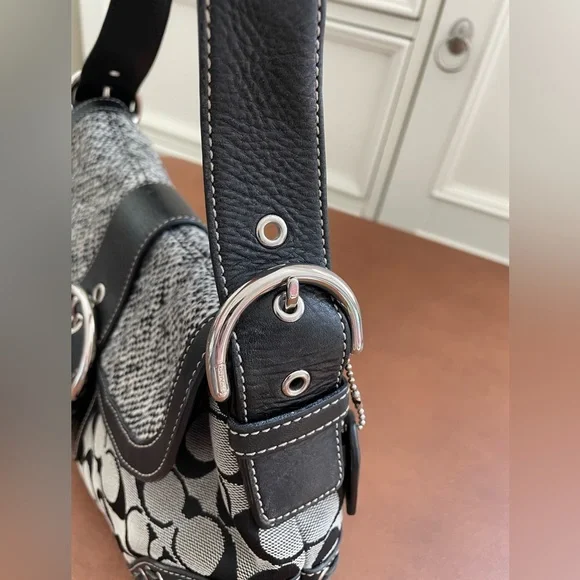 Coach EUC πHost Pick x2π flap shoulder bag- Signature grey, black with silver - Picture 5 of 14